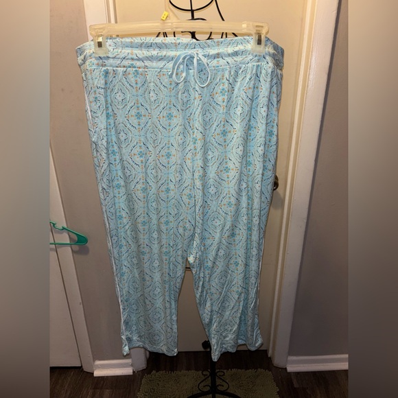 Liz Claiborne women’s capris size XL - Picture 1 of 5